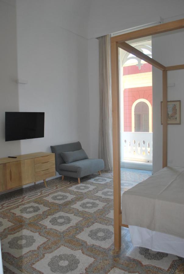 Palazzo Del Cavaliere Bed & Breakfast Gallipoli Bagian luar foto